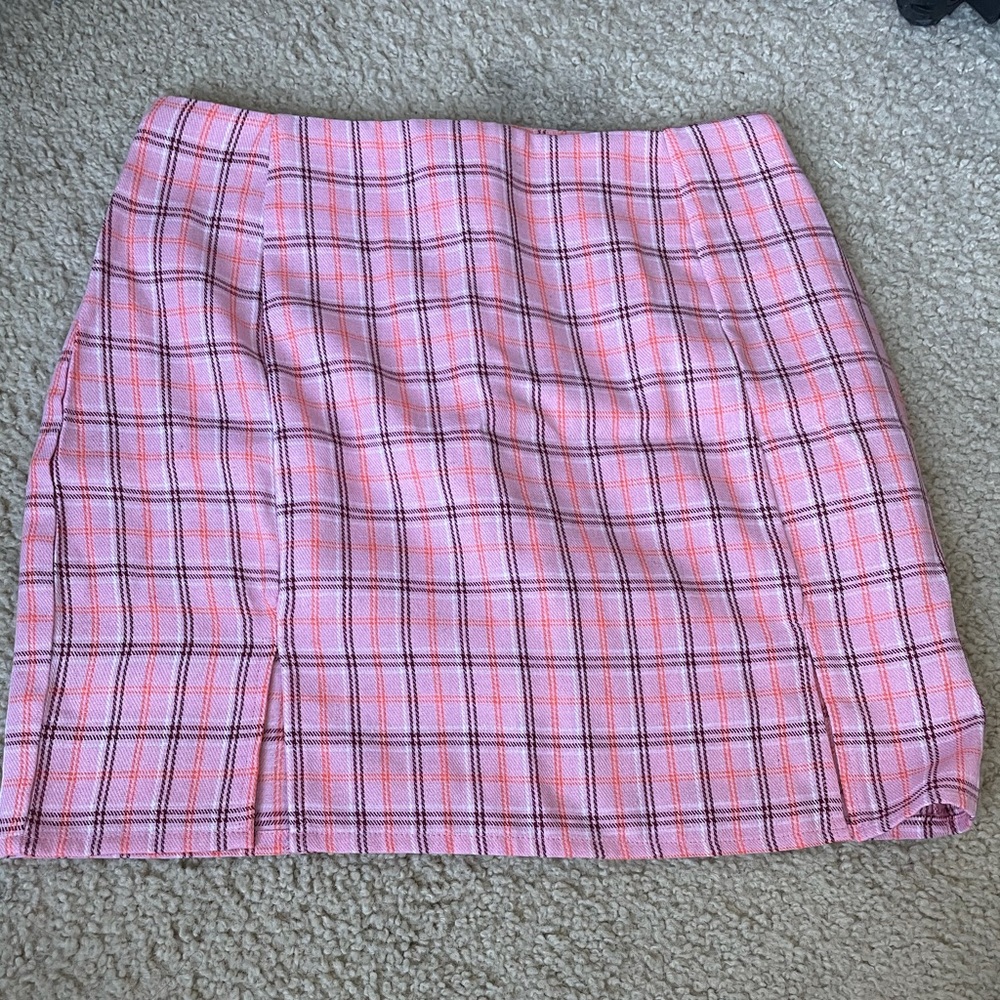 pink plaid skirt